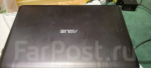 Asus VivoBook. 15.6", ��� 4 ��, WiFi: 1, Bluetooth: 1 ����