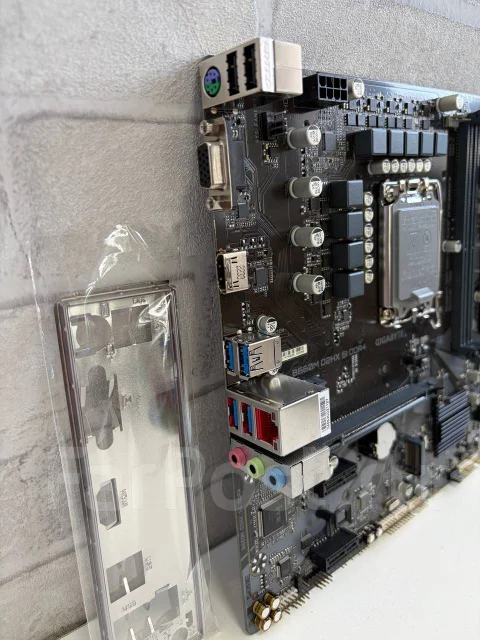 LGA1200 ����