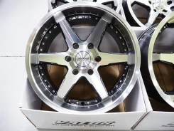 Valor Racing DCR. 9.0x18", 6x139.7, ET20, �� 106,2���. ��� ����� �� ������������ ����