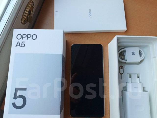 OPPO A5. �����, 256 ��, �����, 3G, 4G LTE, Dual-SIM, ����������, NFC ����