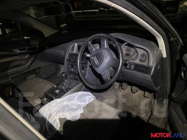 ������� Audi A6 (C6) 2004-2011 20898711 03G105266AT ����