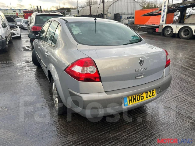 ��������� Renault Megane 2 2002-2009 21272914 8200495294 ����
