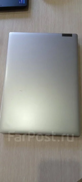 Lenovo. 11.1", 1,4����, ��� 4 ��, ���� 128���, WiFi: 1, Bluetooth: 1, ����������� �� 6��. ����