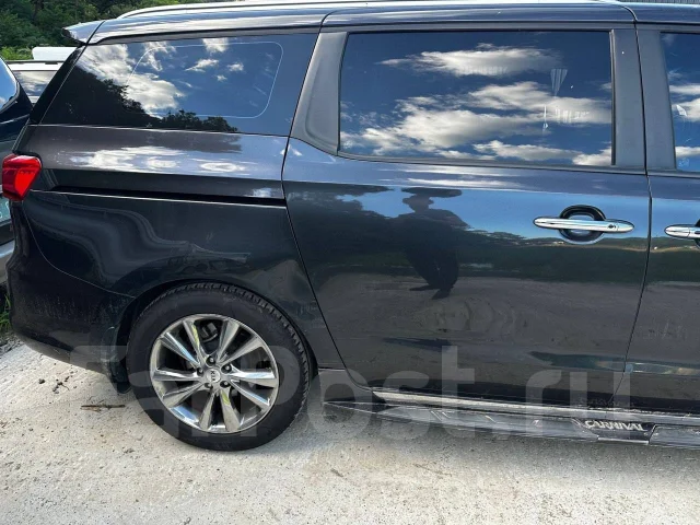 Kia Carnival. YP, D4HB ����