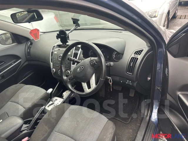 ������ (������) Kia Ceed 2007-2012 20921069, ������ 924021H050 ����