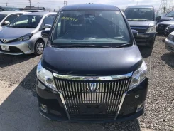 Toyota Esquire. ZWR80, 2ZRFXE ����