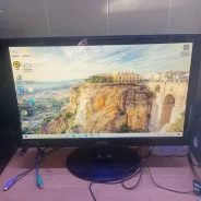 BenQ. 19" ����