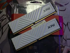 DDR4. ����