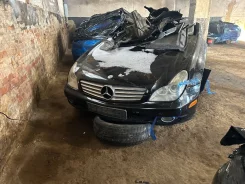Mercedes-Benz CLS-Class ����