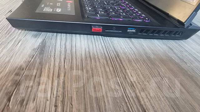 MSI Raider GE76 12UGS. 17.3", 2,3����, ��� 32 ��, ���� 2 000���, WiFi: 1, Bluetooth: 1 ����