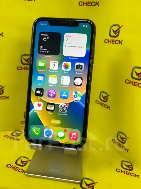 Apple iPhone 11. �/�, 64 ��, ������, 4G LTE ����