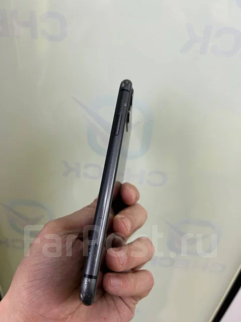 Apple iPhone 11. �/�, 64 ��, ������, 4G LTE ����