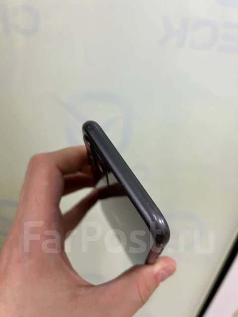 Apple iPhone 11. �/�, 64 ��, ������, 4G LTE ����