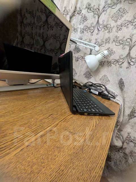 Lenovo IdeaPad Flex 10. 2,2���� ����