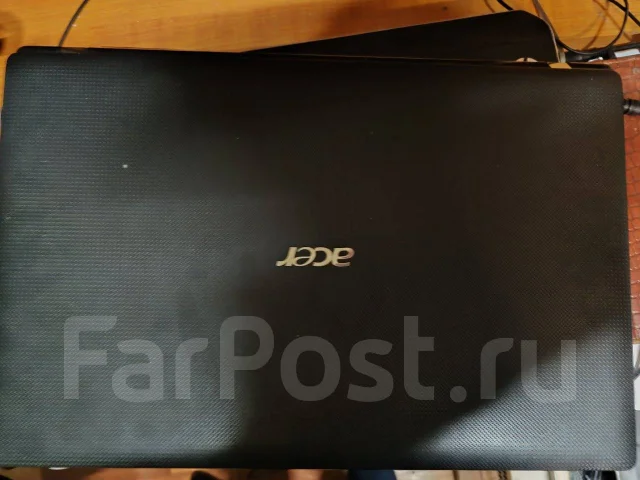 Acer Aspire 7560G. 17", 140����, ��� 4 ��, ���� 512���, WiFi: 1, Bluetooth: 1, ����������� �� 5��. ����