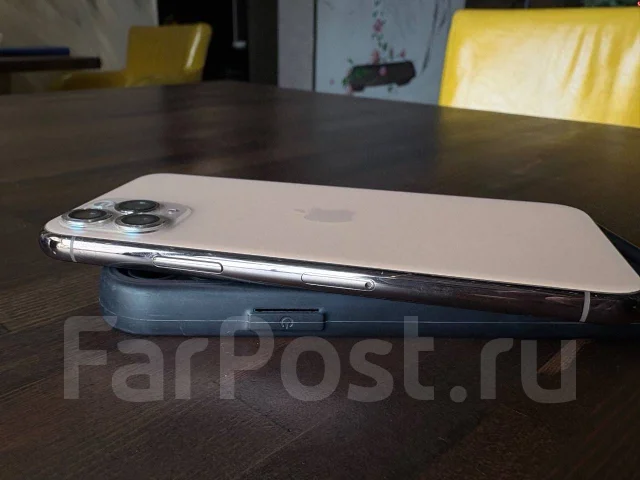 Apple iPhone 11 Pro. �/�, 256 ��, �������, 4G LTE ����