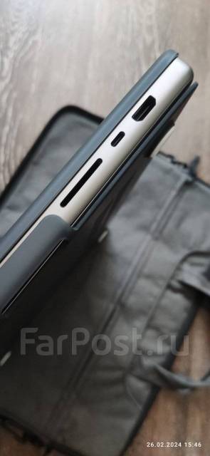 Apple MacBook Pro 16. 16.2", 3,2����, ��� 32 ��, ���� 1 024���, WiFi: 1, Bluetooth: 1, ����������� �� 24��. ����