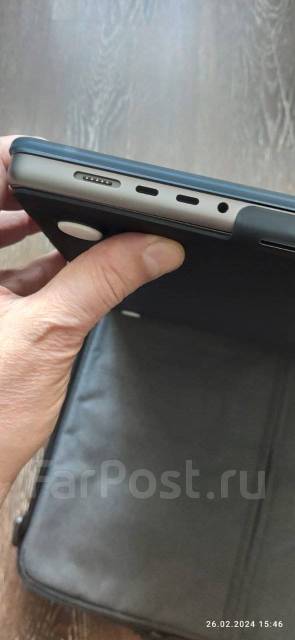 Apple MacBook Pro 16. 16.2", 3,2����, ��� 32 ��, ���� 1 024���, WiFi: 1, Bluetooth: 1, ����������� �� 24��. ����