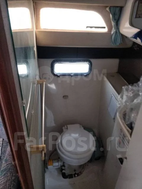 Bayliner. 1992 ���, ����� 9��., ��������� ���������, 250��.�., ������ ����