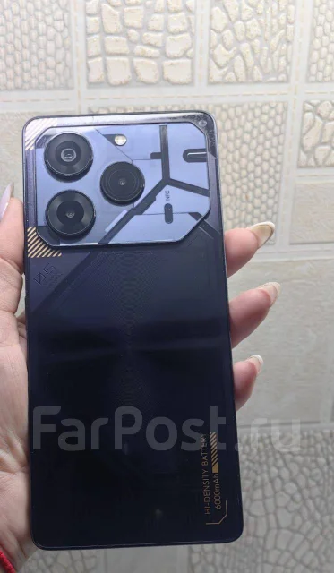 Tecno Pova 6 Pro 5G. �/�, 256 ��, �����, 5G, Dual-SIM ����