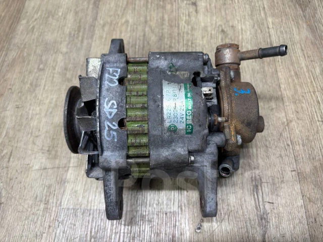 ��������� Nissan SD25 F22 23099R8111 ����