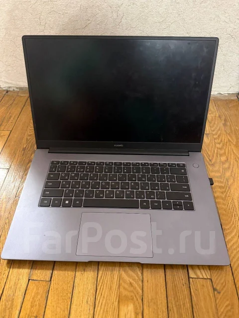 Huawei MateBook D 15 BODE-WFH9. 15.6", 2,5����, ��� 16 ��, ���� 512���, WiFi: 1, Bluetooth: 1 ����