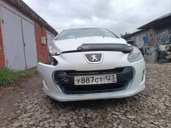 Peugeot 308 ����