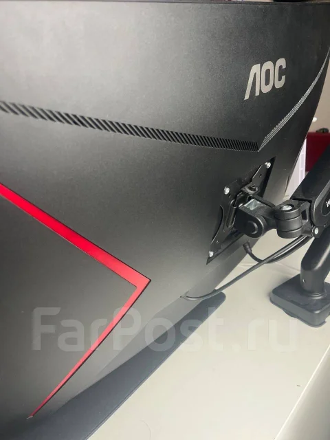 AOC. 32" ����