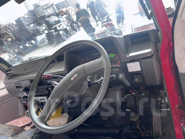 Mitsubishi Fuso Canter. Mitsubishi Canter ����