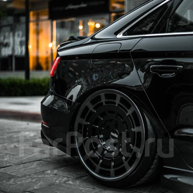 Radi8. 10.0x19", 5x112, ET42, �� 66,6���. ��� ����� �� ���������� ����
