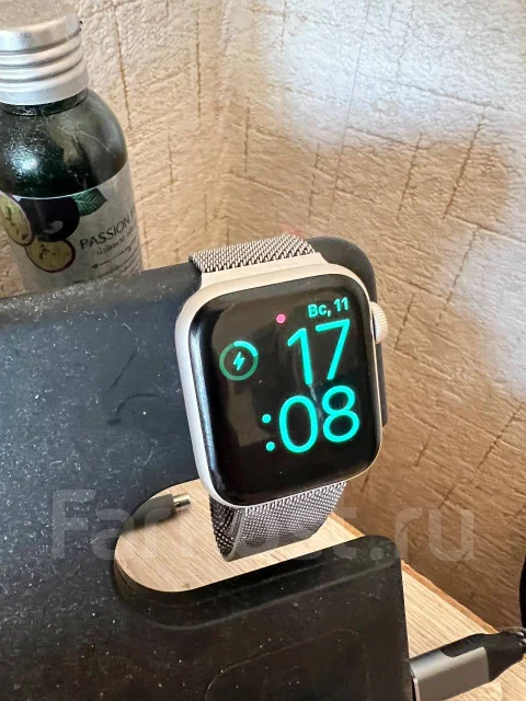 Apple Watch SE 2. GPS, NFC ����