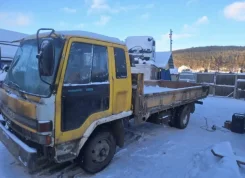 Isuzu FRR ����
