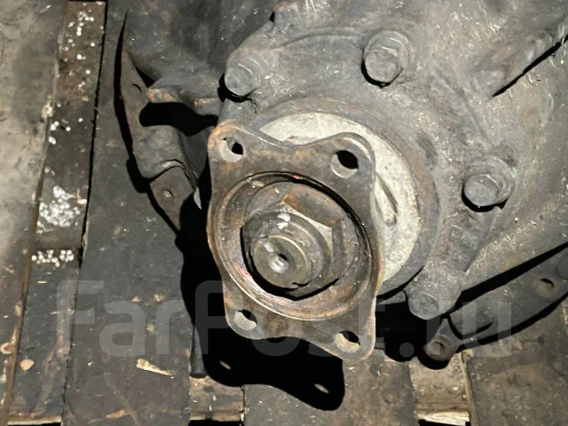 �������� Isuzu Forward FFR32 6HE1 ����