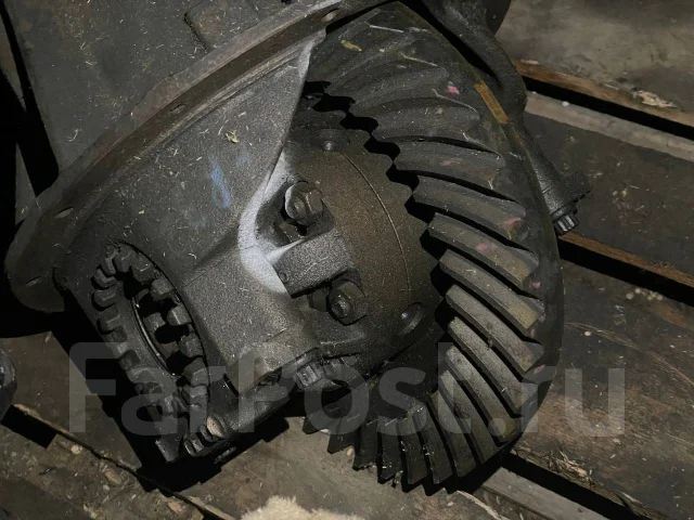�������� Isuzu Forward FFR32 6HE1 ����