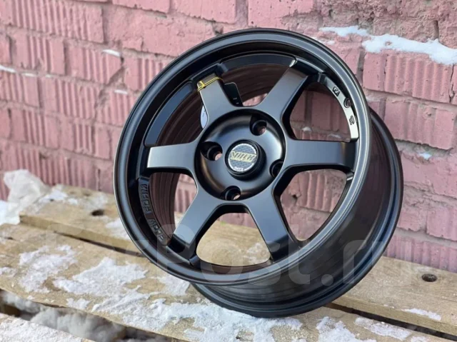 RAYS Volk Racing TE37. 6.5x15", 4x114.3, ET35, �� 73,1���. ����