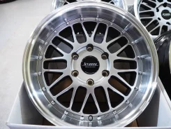 Levanna V10LTH. 9.0x18", 6x139.7, ET25, �� 108���. ��� ����� �� ������������ ����