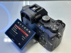 Sony Alpha ILCE-7 III Body ����