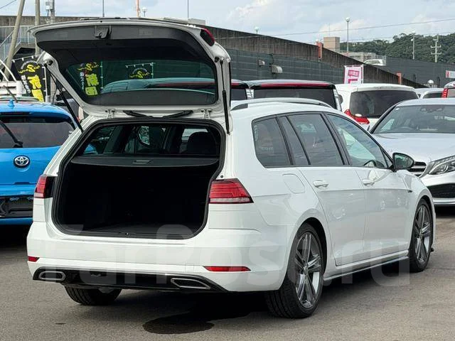 Volkswagen Golf. �������, ��������, 1.4 (122��.�.), ������, 32 000����. ��, �/�. ��� ����� �� ������������ ����