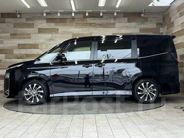 Toyota Noah. ��������, ��������, 1.8 (98��.�.), ������, 19 000����. ��, �/�. ��� ����� �� ������������ ����