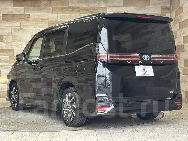 Toyota Noah. ��������, ��������, 1.8 (98��.�.), ������, 19 000����. ��, �/�. ��� ����� �� ������������ ����
