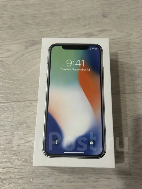 Apple iPhone X. �/�, 256 ��, �����, 4G LTE ����