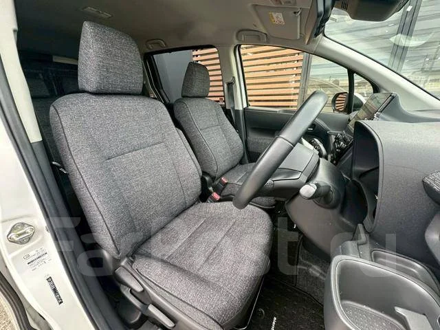 Toyota Sienta. ��������, ��������, 1.5 (120��.�.), ������, 13 000����. ��, �/�. ��� ����� �� ������������ ����