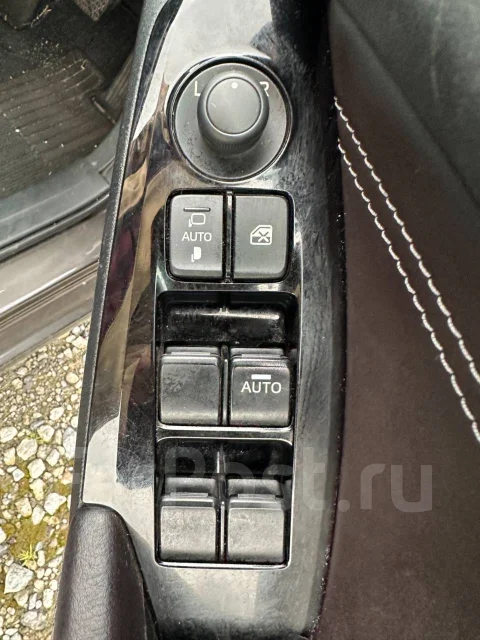 Mazda Axela. BMLFS, S5 ����