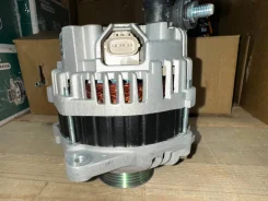 ��������� Nissan YD25 23100EB315 12V-130A ����