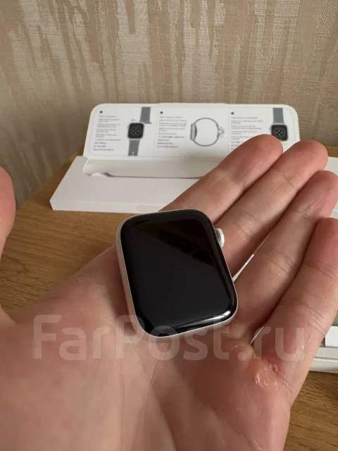 Apple Watch SE 2. GPS, NFC, IP68 ����