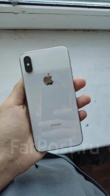 Apple iPhone X. �/�, 64 ��, �����, 4G LTE ����
