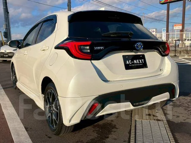 Toyota Yaris. ��������, 4wd, 1.5 (120��.�.), ������, 28 000����. ��, �/�. ��� ����� �� ������������ ����