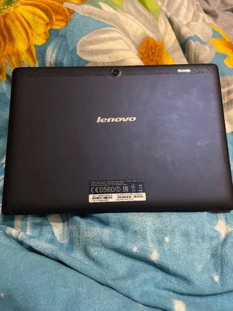 Lenovo Tab 2 A10-70. ������ 16 �� ����