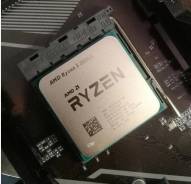 AMD Ryzen 5 3500X ����