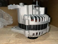 ��������� Mitsubishi 4G15 4G13 4G63 12V 90A MD149750 ����